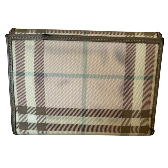 Burberry Pink Novacheck Wallet - Picture 4 of 10